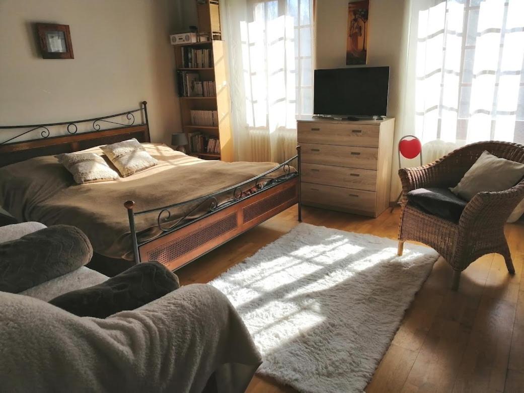 Chambres D'Hotes Chez Pierrot Et Flo Vugelles-La Mothe 외부 사진